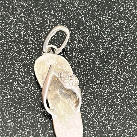 Flip flop with heart silver pendant - Picture 3 of 6